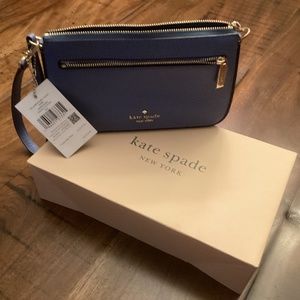 Kate Spade Brand New Wristlet/Convert to Shoulder w Wallet Pockets